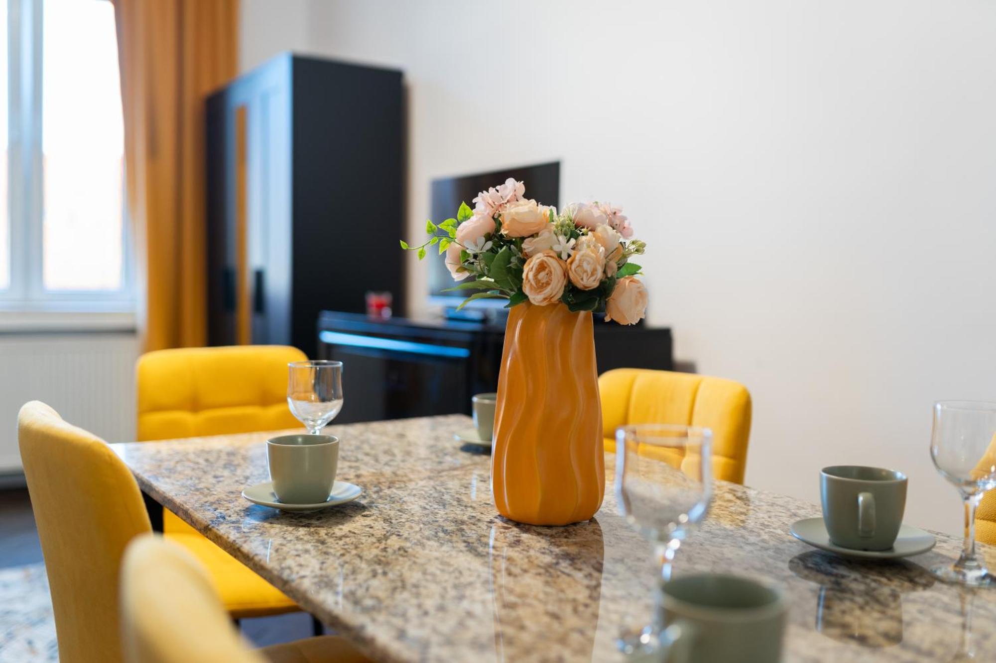 Noble 5 Star House In Unirii Plaza Villa Cluj-Napoca Eksteriør billede